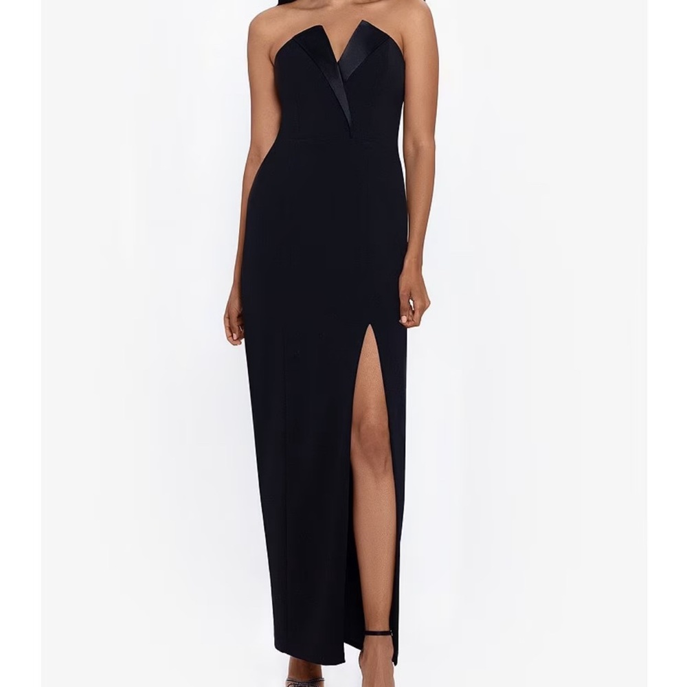 Betsy & Adam
Tuxedo Bodice Gown